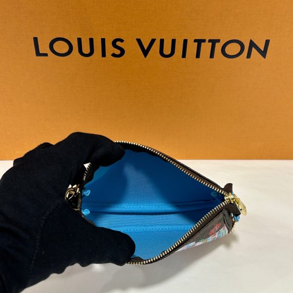 Louis Vuitton - Mini pochette For Sale